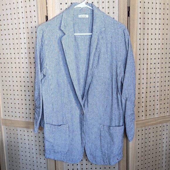 Max Studio striped linen blend blazer, rouching at sleeves, extra button - Picture 1 of 12